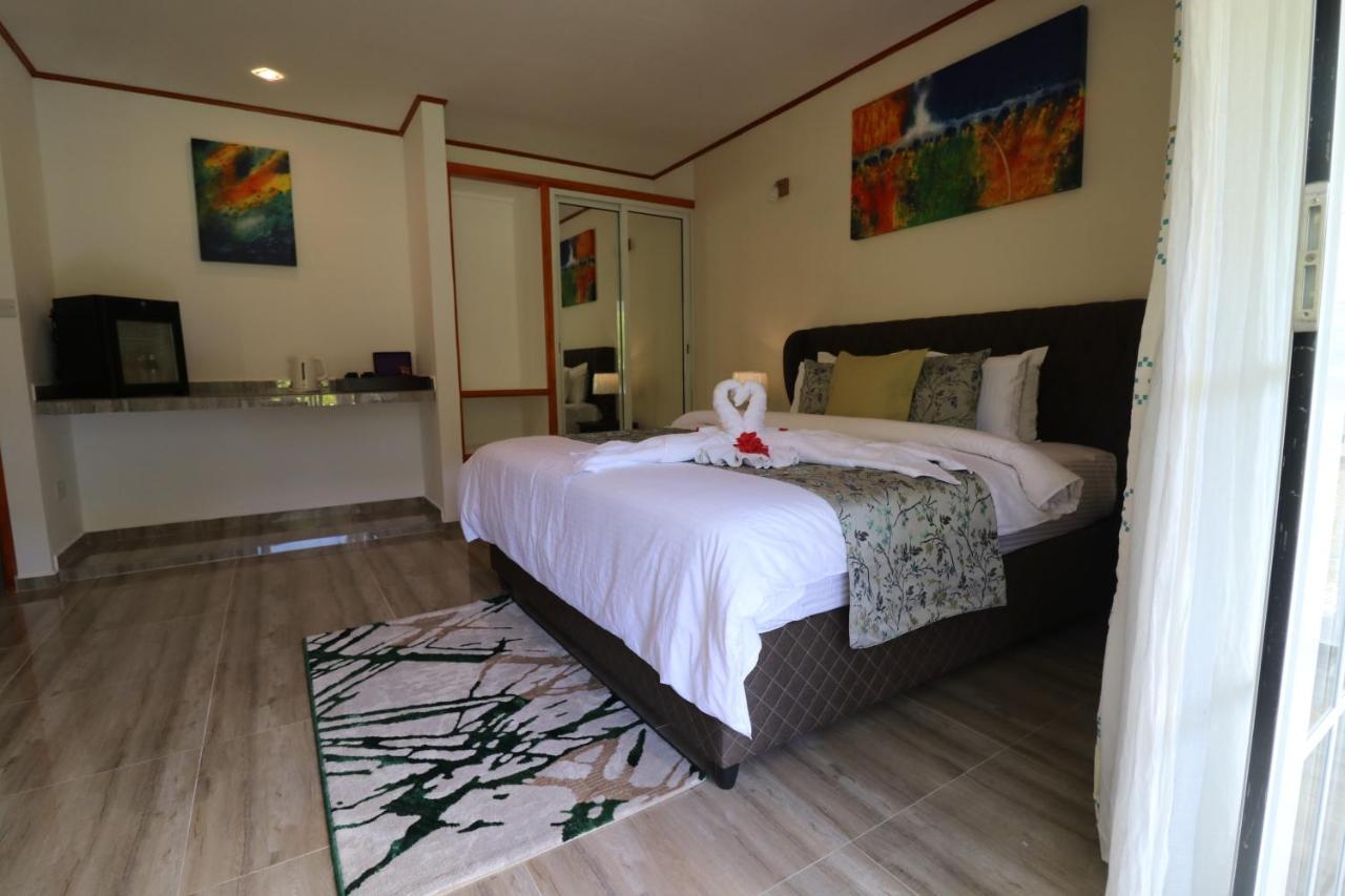 Mountain View Hotel La Digue